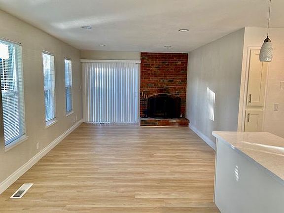4th image of 1251 W Mc Kinley Ave #A