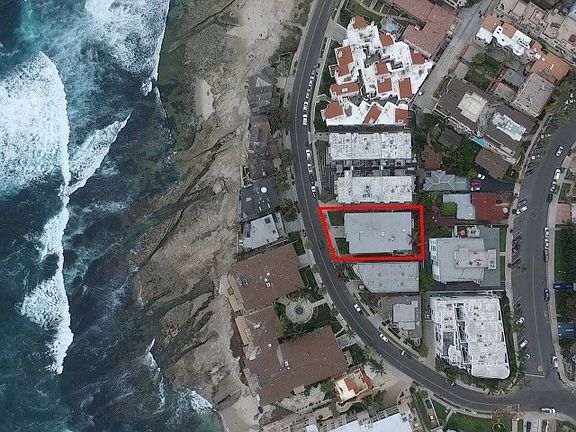 3rd image of 245 Coast Blvd #B1