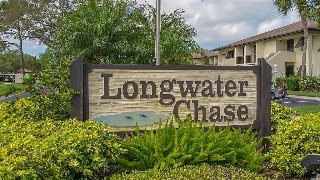 2 bed, 2.0 bath, 1108 sqft, $1,775 — Photo 2