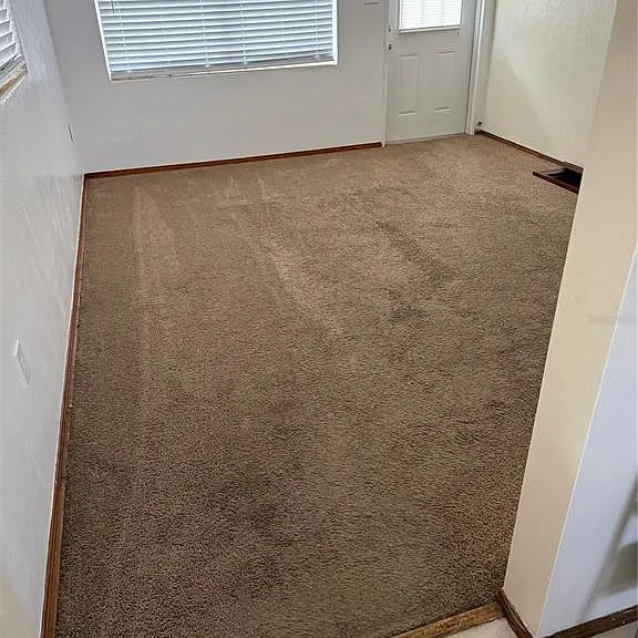 1247 Lakeview Dr — Photo 5