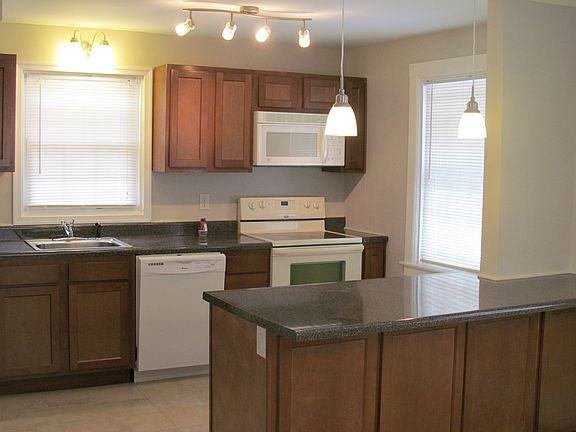 2nd image of 15-2761 Maiko St