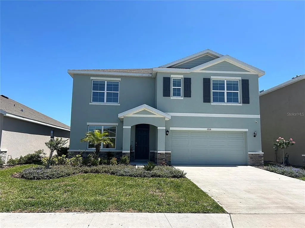 5 bed, 3.0 bath, 2605 sqft, $3,350 — Photo 2