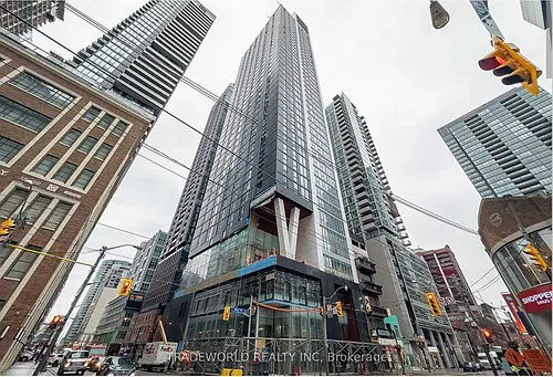 357 King St W Photo 1