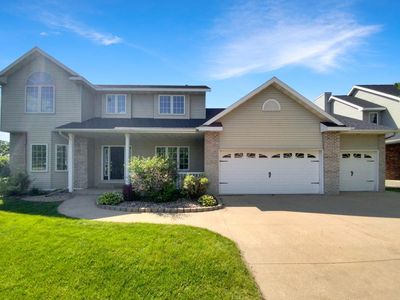 2021 Century Hills Dr NE, Rochester, MN, 55906