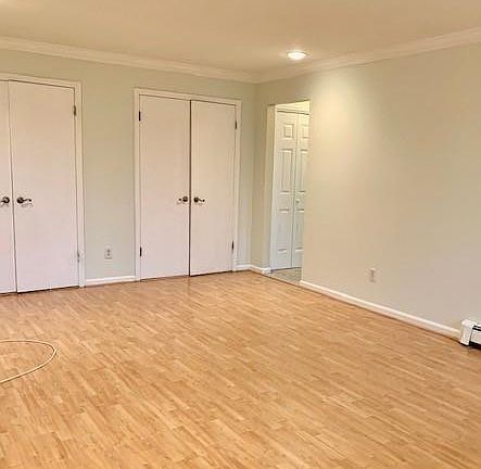 5th image of 74 Foxwood Cir