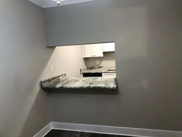 1000 Lake Of The Woods Blvd #102F — Photo 3