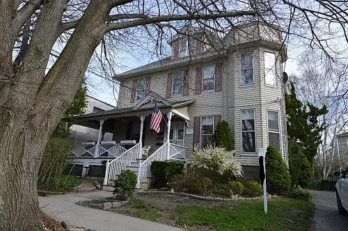 118 Franklin St #1 Photo 1