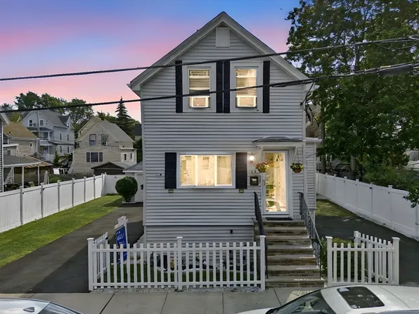 11 Clinton St, Lynn, MA 01902