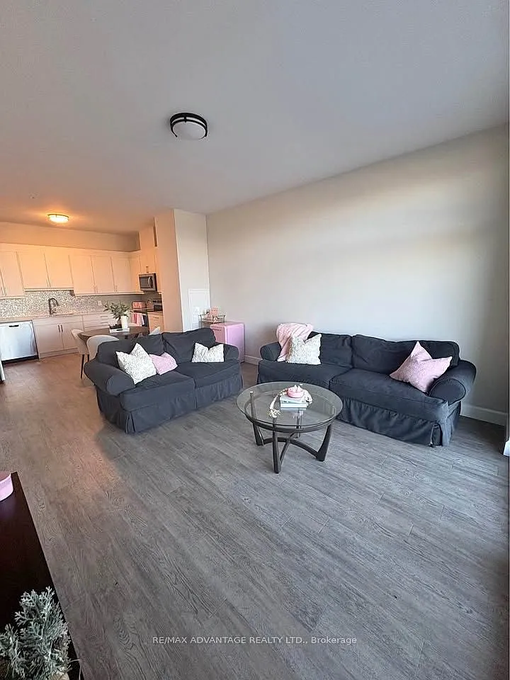 2 bed, $2,399 — Photo 4