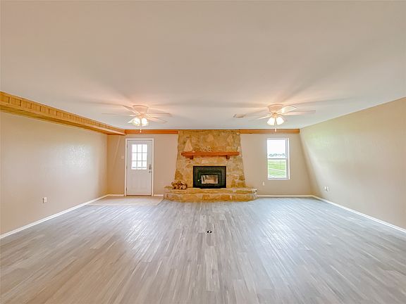 5th image of 2302 County Road 131