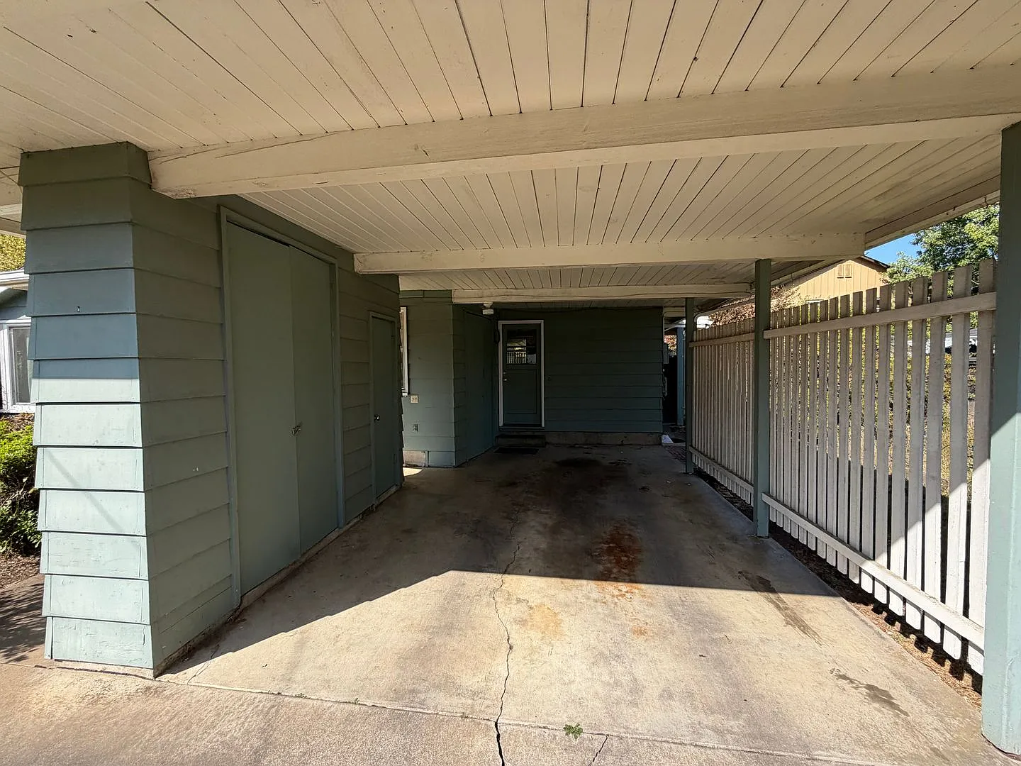 3 Bedroom 1.5 Bath House with Bonus Area — Photo 2