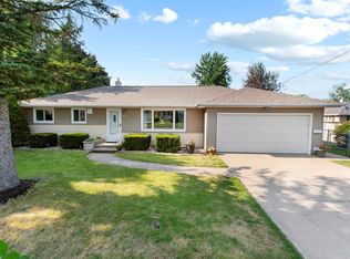 1230 E Pershing St, Appleton, WI 54911