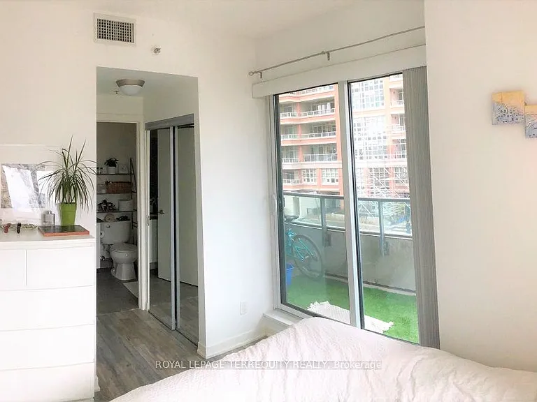 69 Lynn Williams St #206 — Photo 15