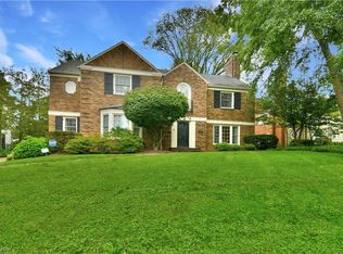 2699 Landon Rd, Shaker Heights, OH 44122