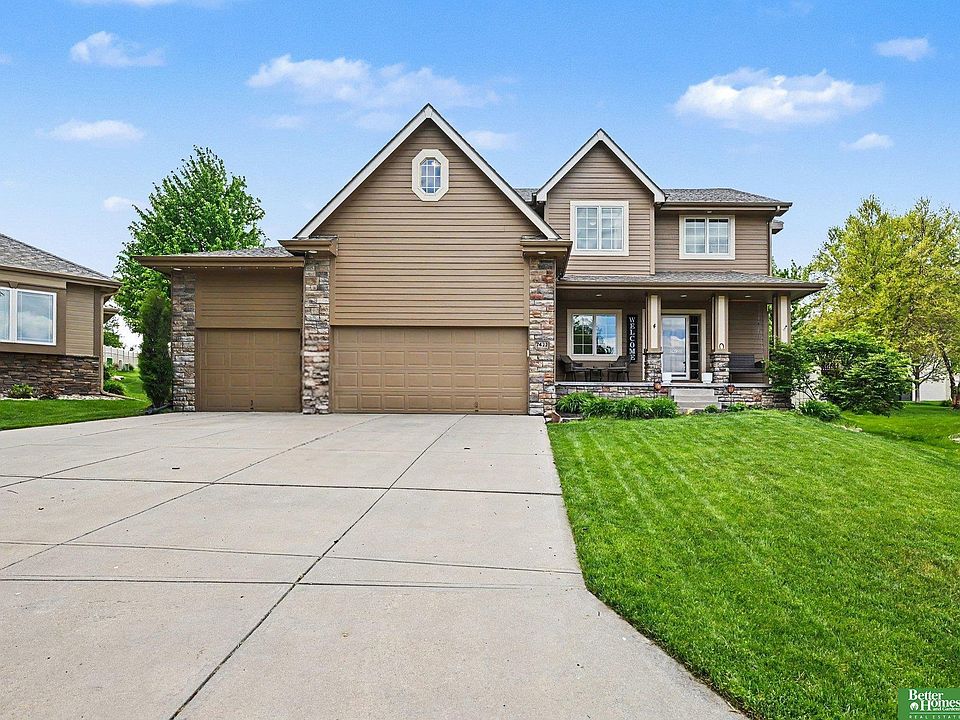 1st image of 7422 S 198th Cir