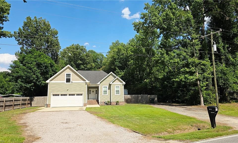 1st image of 411 NW Backwoods Rd