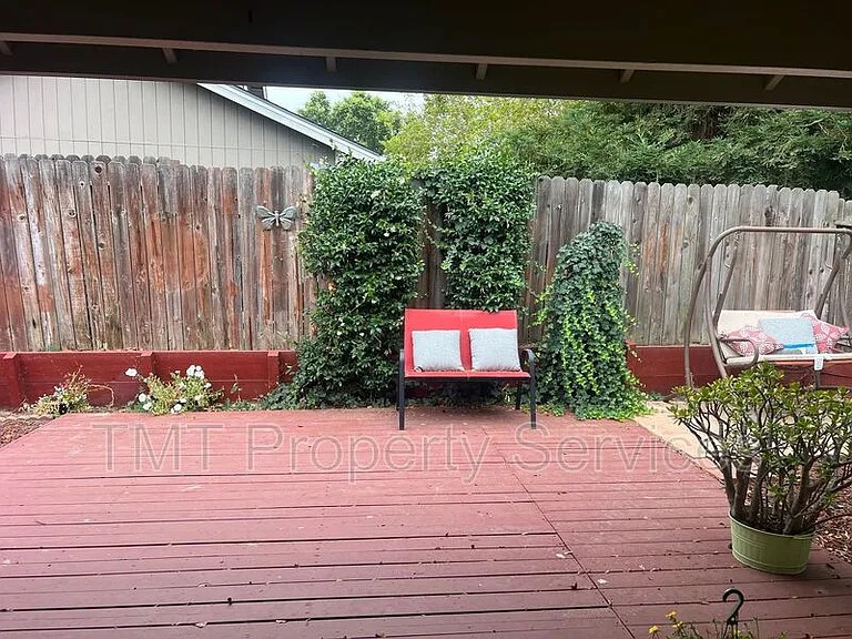 7761 Robert Way — Photo 17