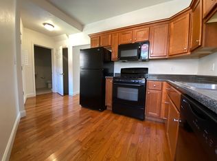 5561 Beeler St, Pittsburgh, PA