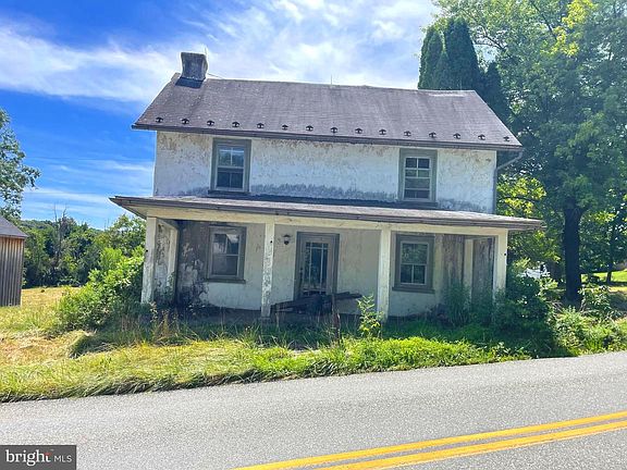 2nd image of 1415 Kumry Rd
