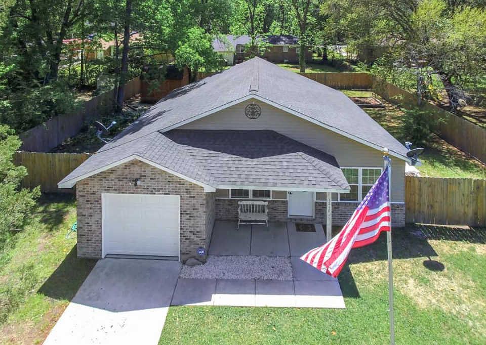 1st image of 1216 Saylors Ave