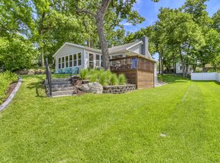 1324 E Shore Dr, Detroit Lakes, MN 56501