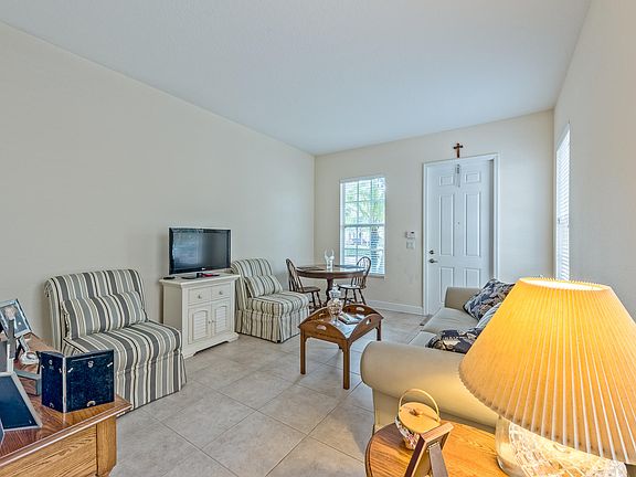 3rd image of 2781 Eagle Rock Circle #306