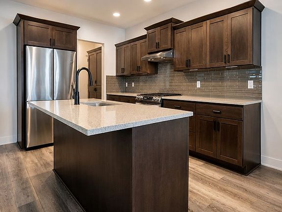 3rd image of 20523 Stanford Pl