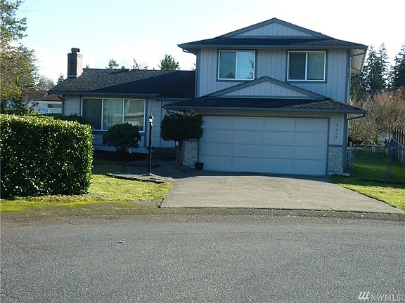4th image of 13413 8th Ave E