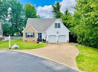 126 Highlands Pkwy, Newport News, VA