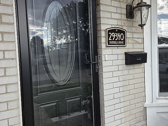 2nd image of 29340 Fairfield Dr