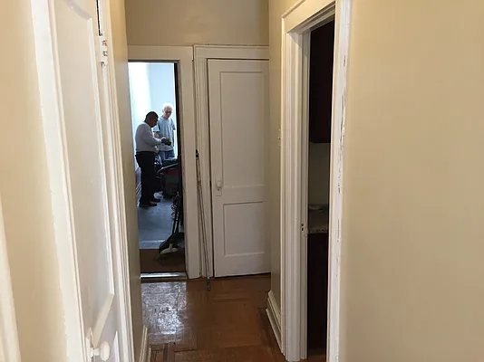 Rented by A Class Realty Long Island City LLC | media 9