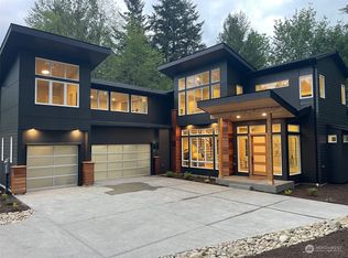 9022 270th St E, Graham, WA 98338