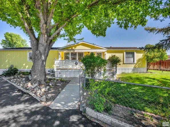 1152 Claudia Cir, Carson City, NV 89701
