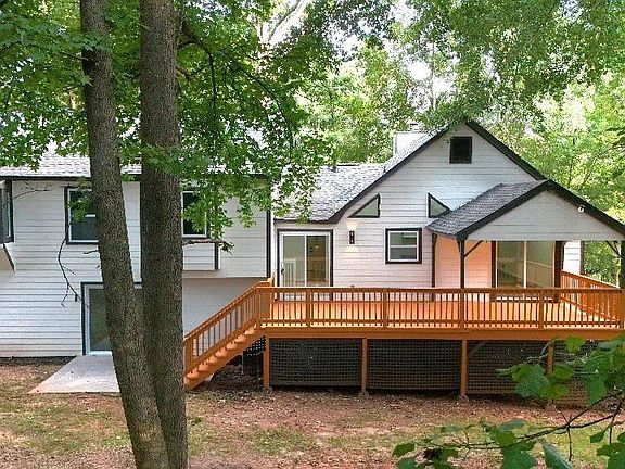 3rd image of 2761 Pine Cone Ln