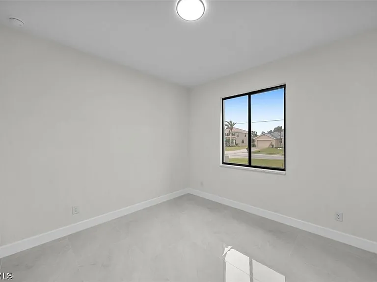 16229 Cape Horn Blvd — Photo 16
