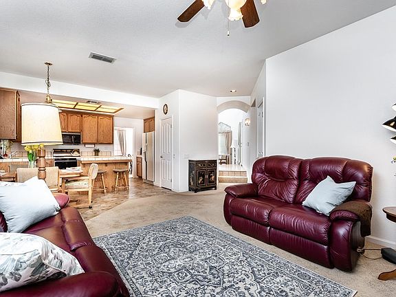 5th image of 8115 Helmsdale Dr