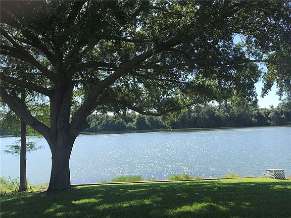 2nd image of 1320 Skyline Dr