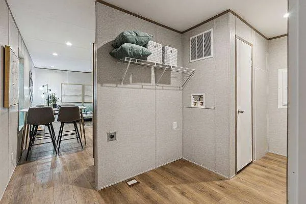 19 North Dr #10 — Photo 8