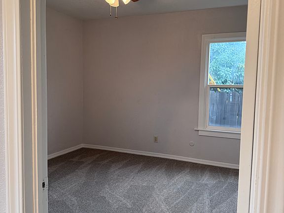 2nd image of 978 N Broadway St