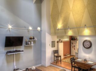2607 W 11th St, Cleveland, OH