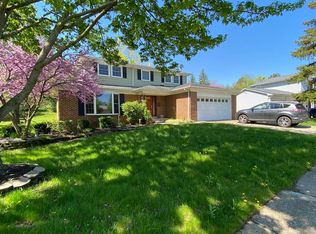 2250 Steeplechase Dr, Ann Arbor, MI