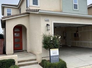 2009 N Perry Ln, Clovis, CA 93619