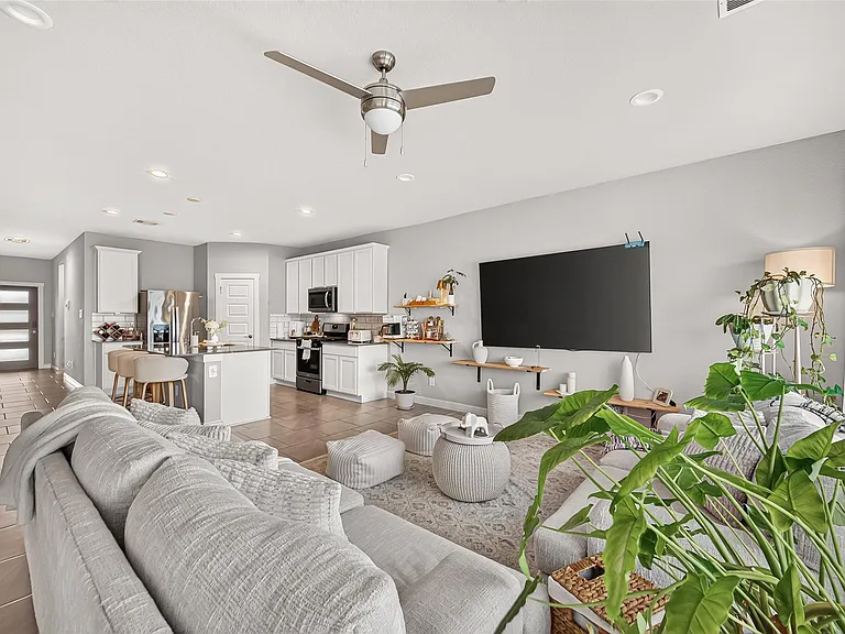 7211 Colwyn Bay Trl — Photo 14