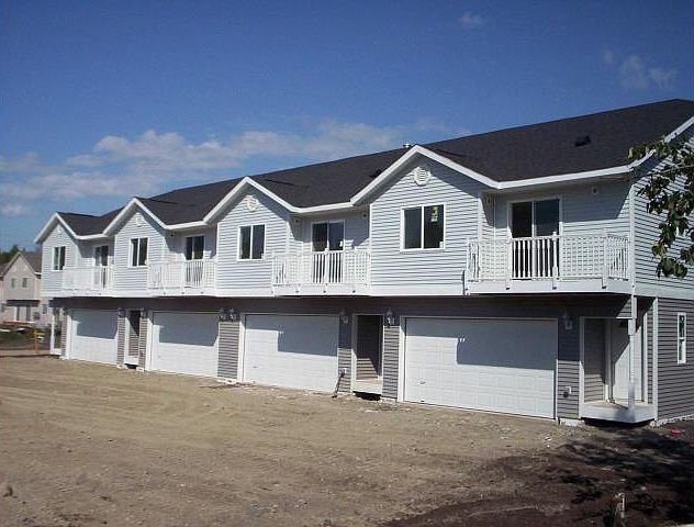 2nd image of 2026 E 73rd St