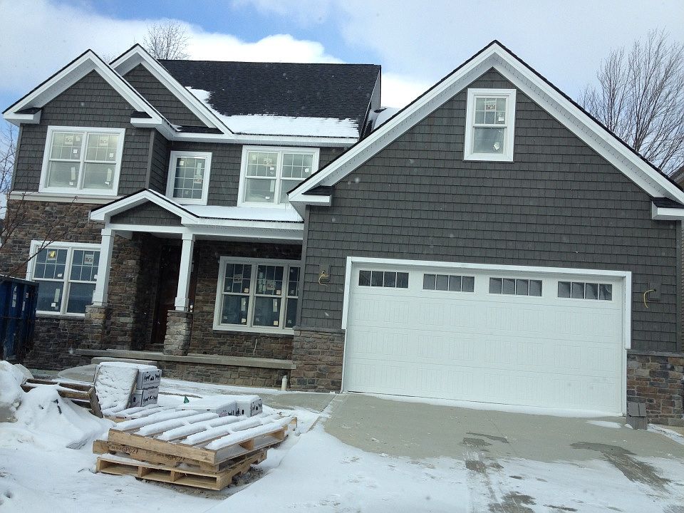2nd image of 33464 Reserve Way
