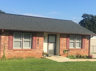 200 Reeves Dr, Simpsonville, SC 29681