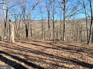 100 Walnut Grove Ct, Paw Paw, WV 25434