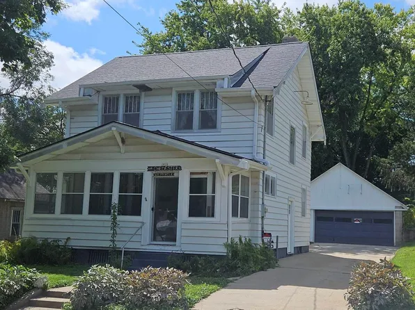 1615 Myrtle St, Sioux City, IA 51103