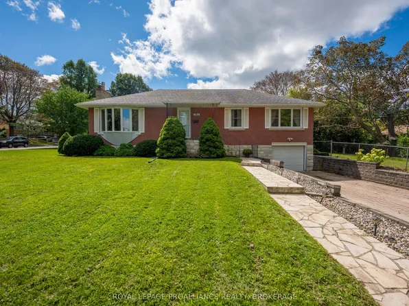 302 Arrowhead Pl, Kingston, ON K7M 3L3