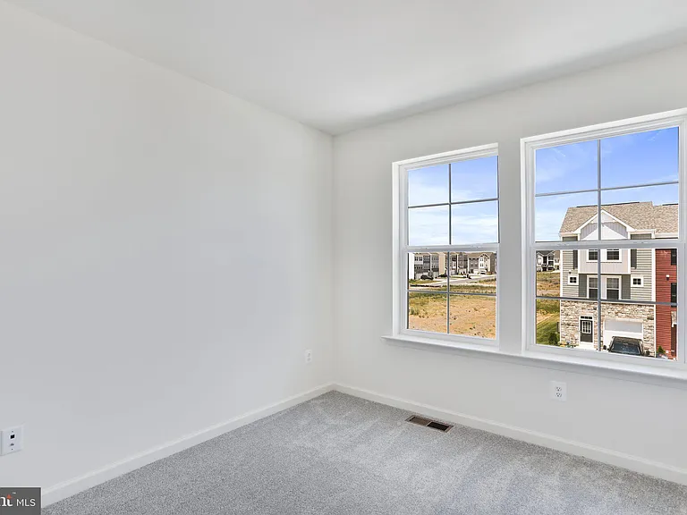 18 Clifton Mnr — Photo 25